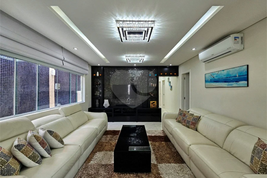 Casa à venda com 5 quartos, sendo 3 suítes,  em Riviera de São Lourenço, Bertioga, SP
