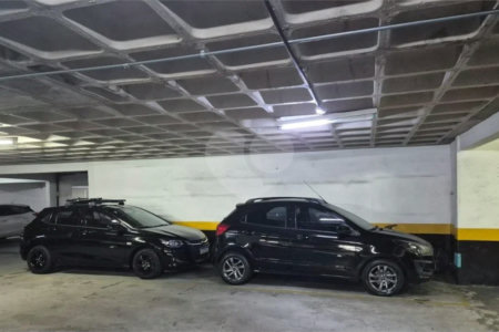 Apartamento reformado de 92 m² no Baeta Neves, com 2 dormitórios, 1 suíte, sala ampliada, área gourmet, 2 vagas, planejados e lazer completo.