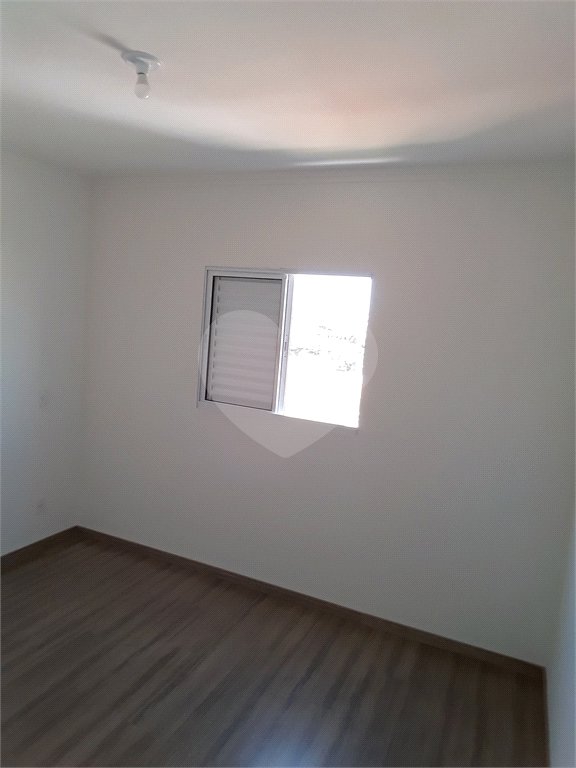 Apartamento com 2 dormitórios.