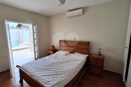 Casa térrea á venda - Balneário