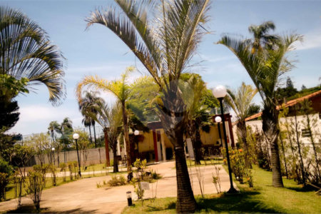 Casa no Condomínio Vila Verde Sabará.