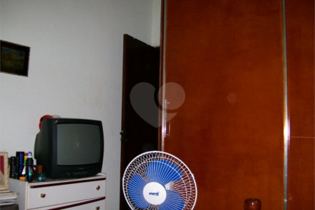 Chácara a venda no Aracê de Santo Antônio .