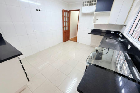 Casa à venda com 3 quartos, sendo 1 suíte,  em Jardim Olympia, São Paulo, SP