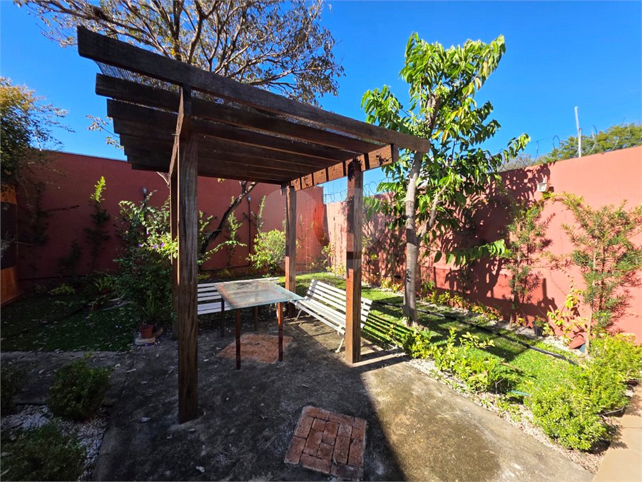 Casa à venda com 3 quartos, sendo 1 suíte,  em Jardim Nova Santa Paula, São Carlos, SP