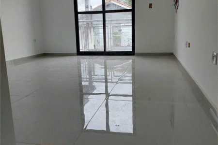 Sobrado à venda novo 2 suítes, 2 vagas 120m² na Vila Sônia