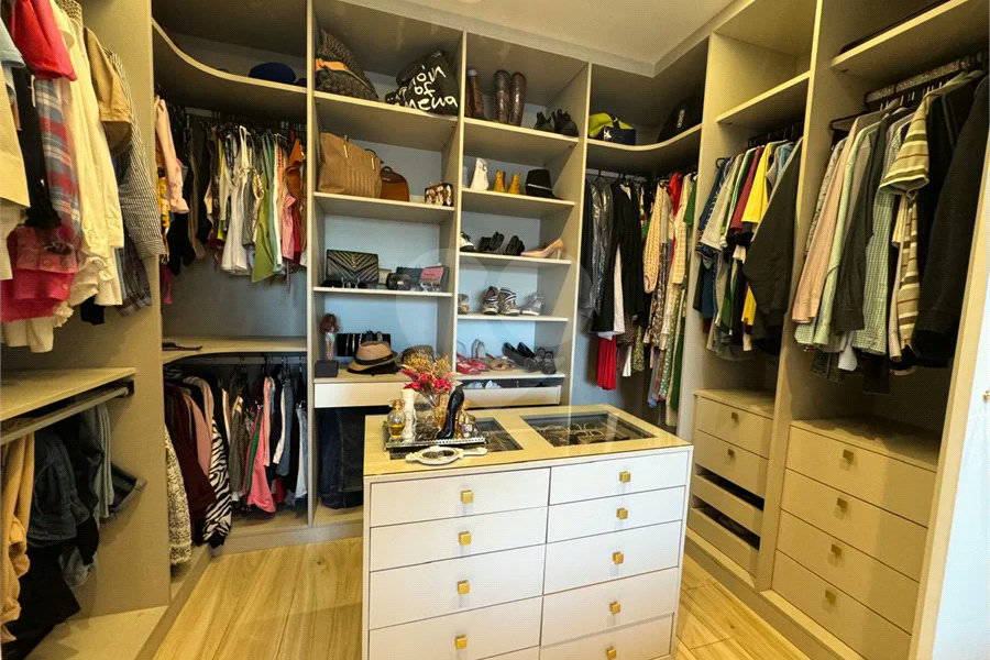 Casa à venda com 3 quartos, sendo 1 suíte,  no condomínio Parque Residencial Damha 2, Piracicaba - SP