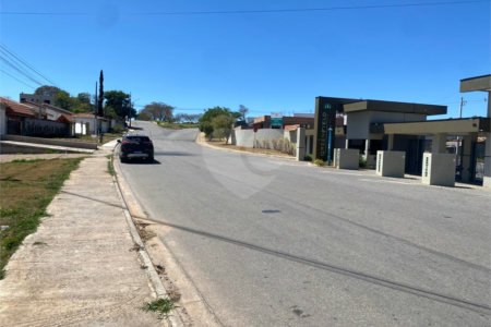 Terreno 573,50m² - Jardim dos Pinheiros - Atibaia