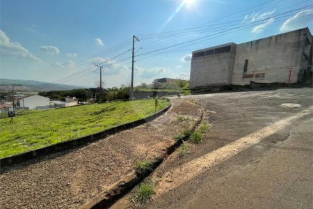 Terreno no Prolongamento Jardim das Torres