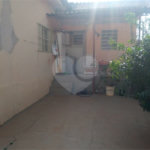 Bela casa No Santa Paula com um salão Comercial na frente.