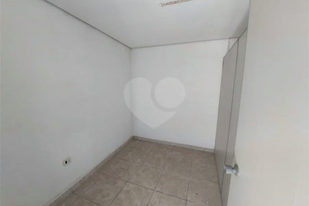 Casa Comercial com 4 salões à venda - Centro | Atibaia