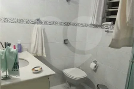 Casa com 3 Dormitórios no Campo Belo