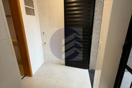 Sobrado à venda com 6 quartos em Vila Universitária, São Paulo - SP