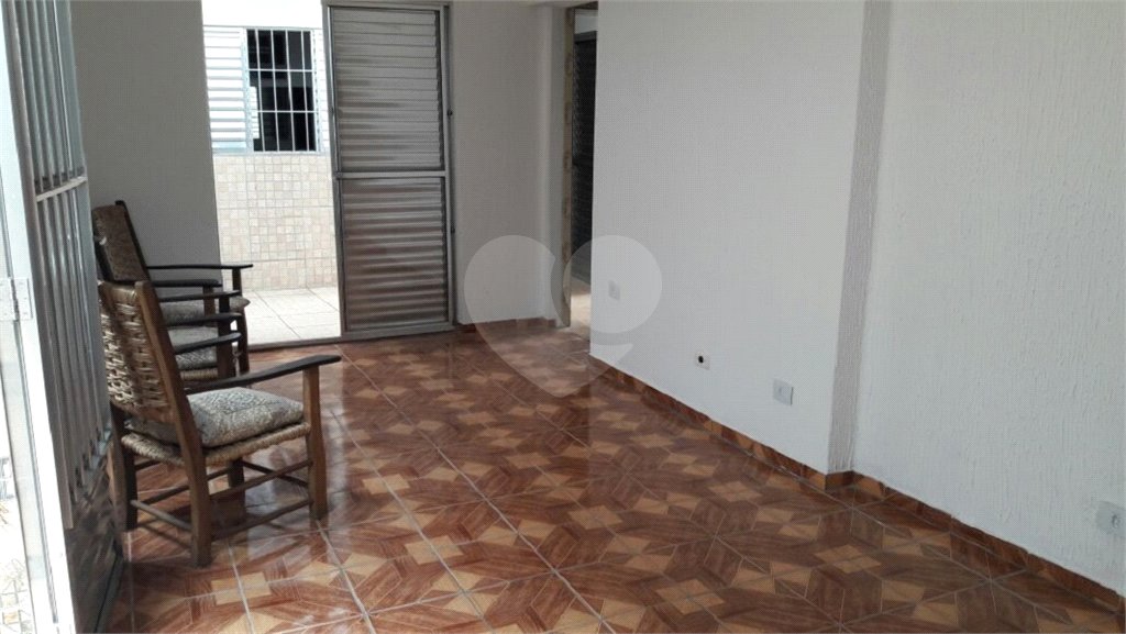 Casa Térrea à venda ou para alugar com 4 quartos, sendo 1 suíte, em Jardim Aeroporto, São Paulo, SP