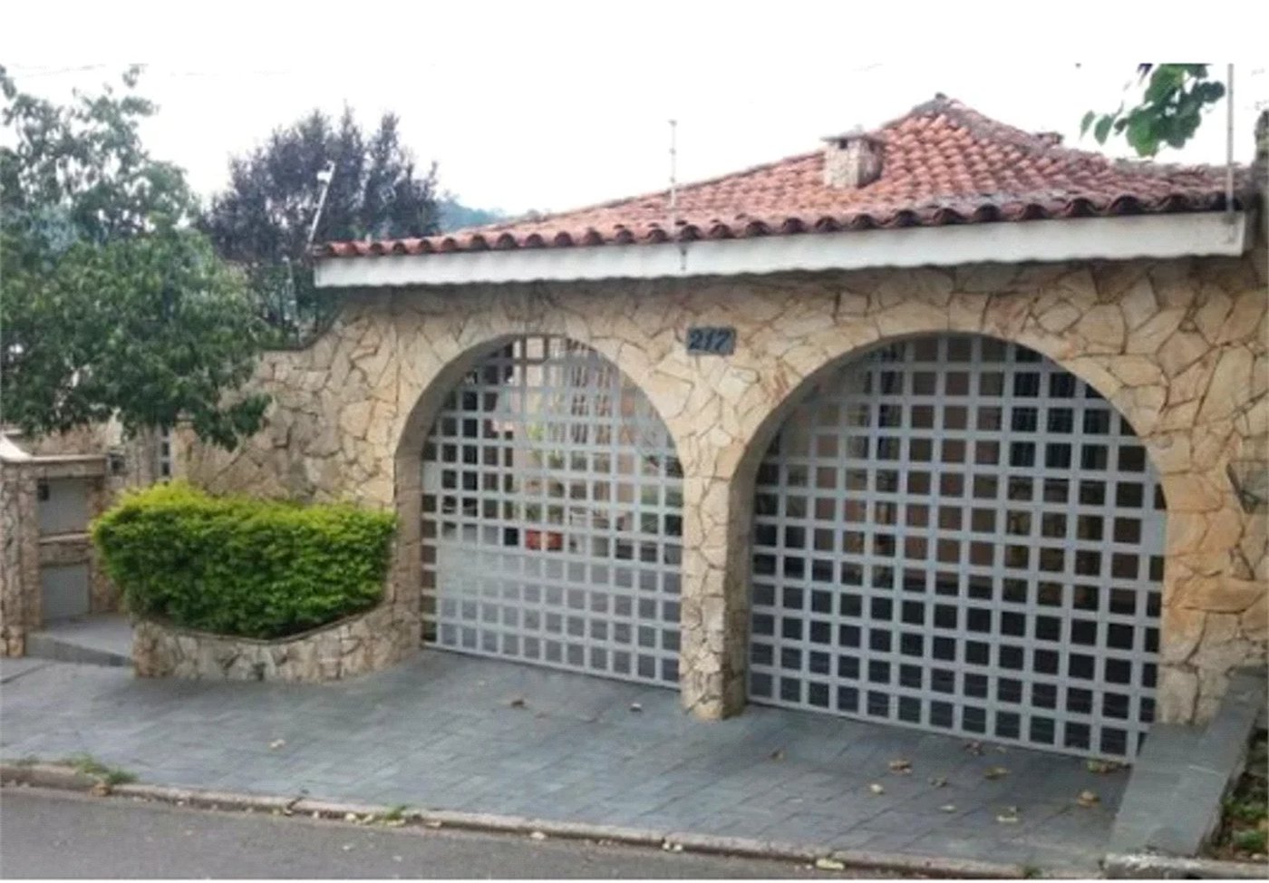 Linda Casa Jardim Virgínia Bianca