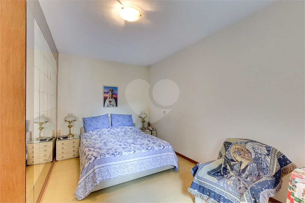 Apartamento à venda com 4 quartos, sendo 1 suíte, em Jardim Marajoara, São Paulo, SP