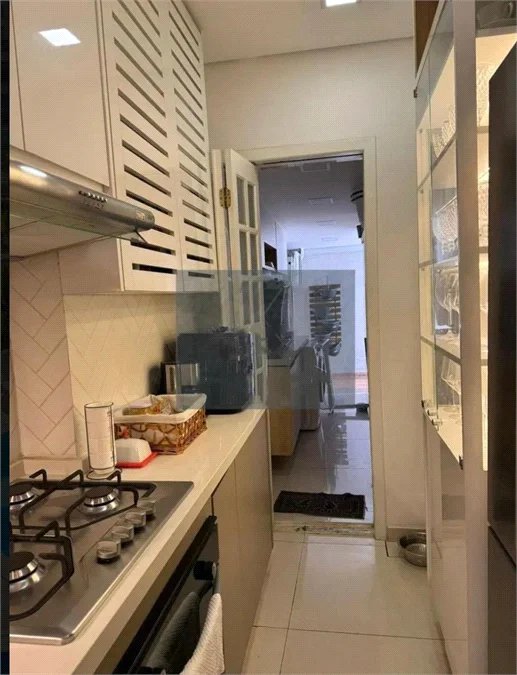 Cobertura à venda com 3 quartos, sendo 1 suíte,  em Morumbi, São Paulo, SP