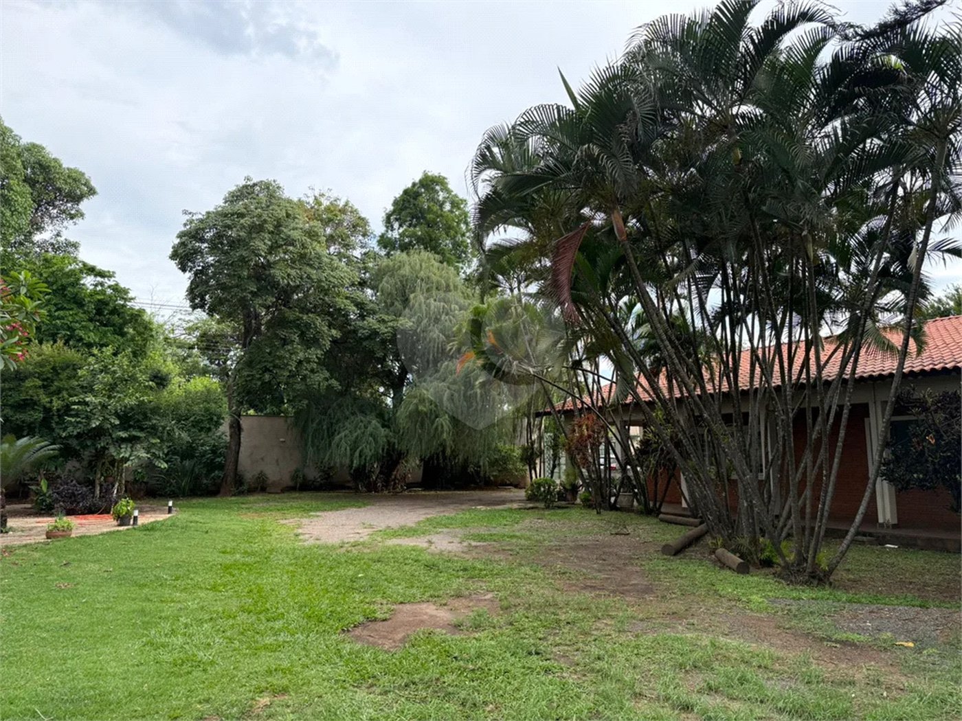 Chácara no Unileste, com espaço para eventos e cozinha industrial, na modalidade porteira fechada,
