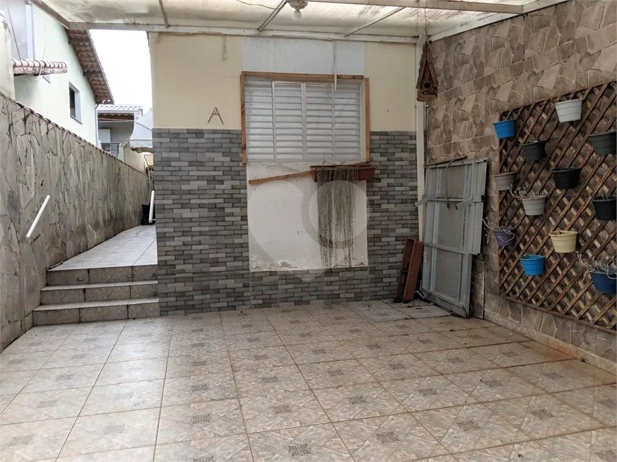 Casa térrea com 2 dormitórios à venda no Reneville, em Mairinque!