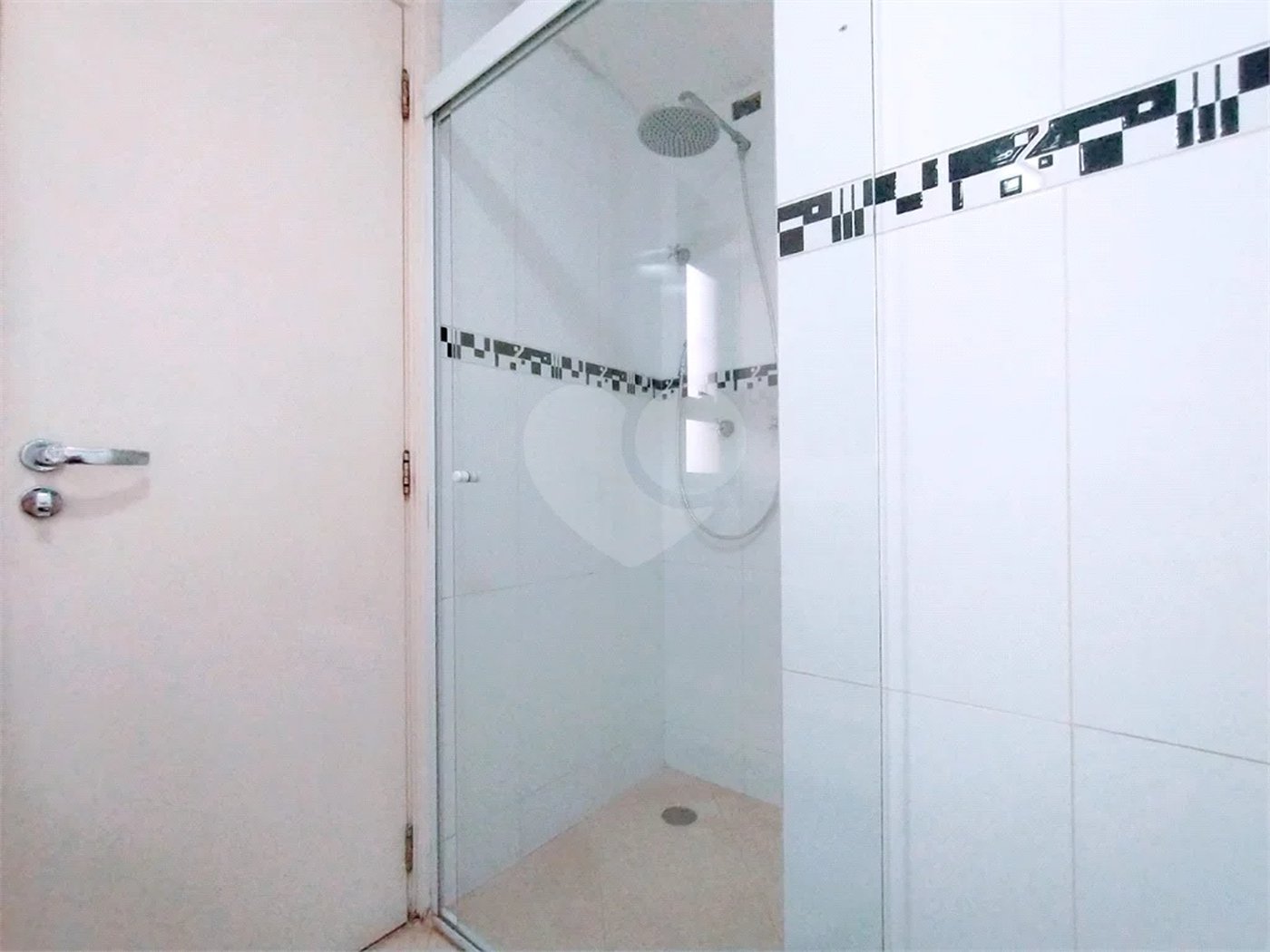 Apartamento para venda na Mooca com 4 suítes, 5 vagas. Condomínio Europa Cicero.