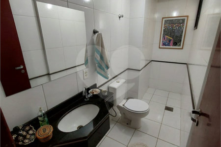 Apartamento com 3 suítes no centro de São Carlos