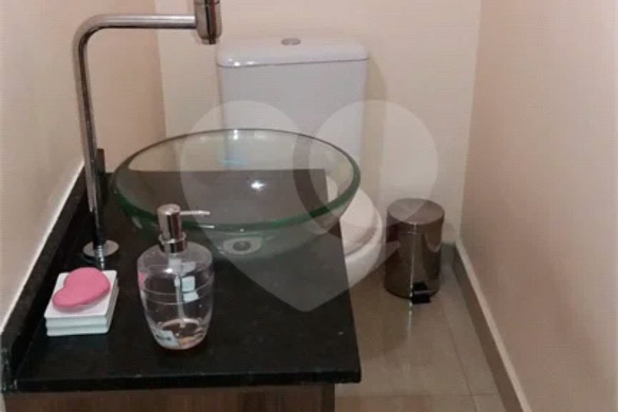 Excelente Casa em Condomínio no Coração Tatuapé