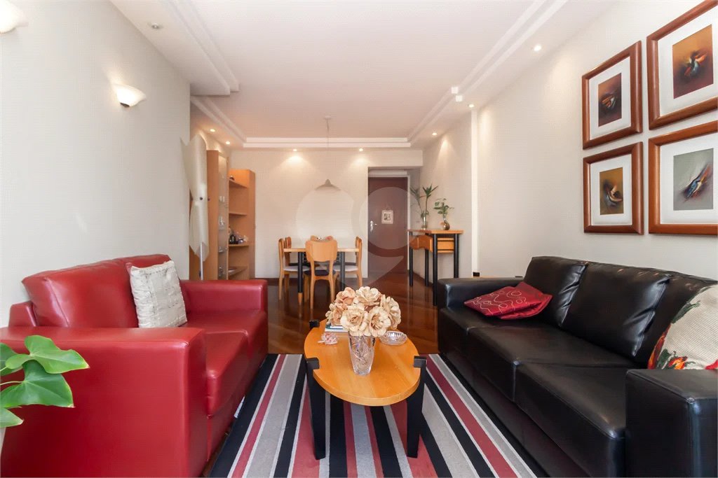 Apartamento - Mooca - 3 Quartos / 1 Suíte - 2 Vagas - Venda / Compra