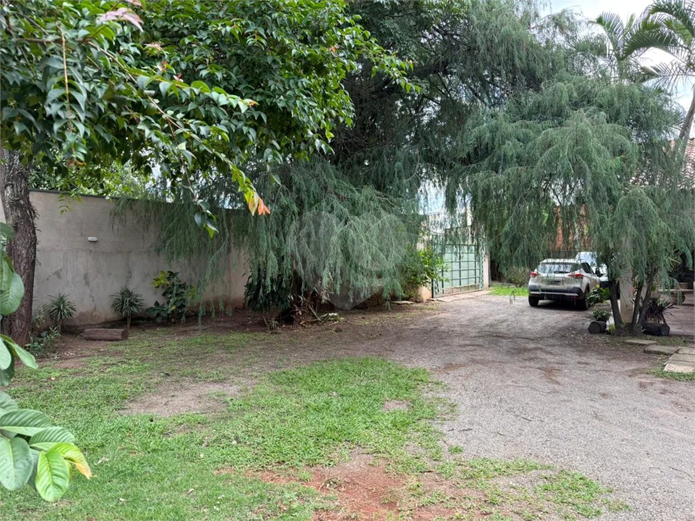 Chácara no Unileste, com espaço para eventos e cozinha industrial, na modalidade porteira fechada,