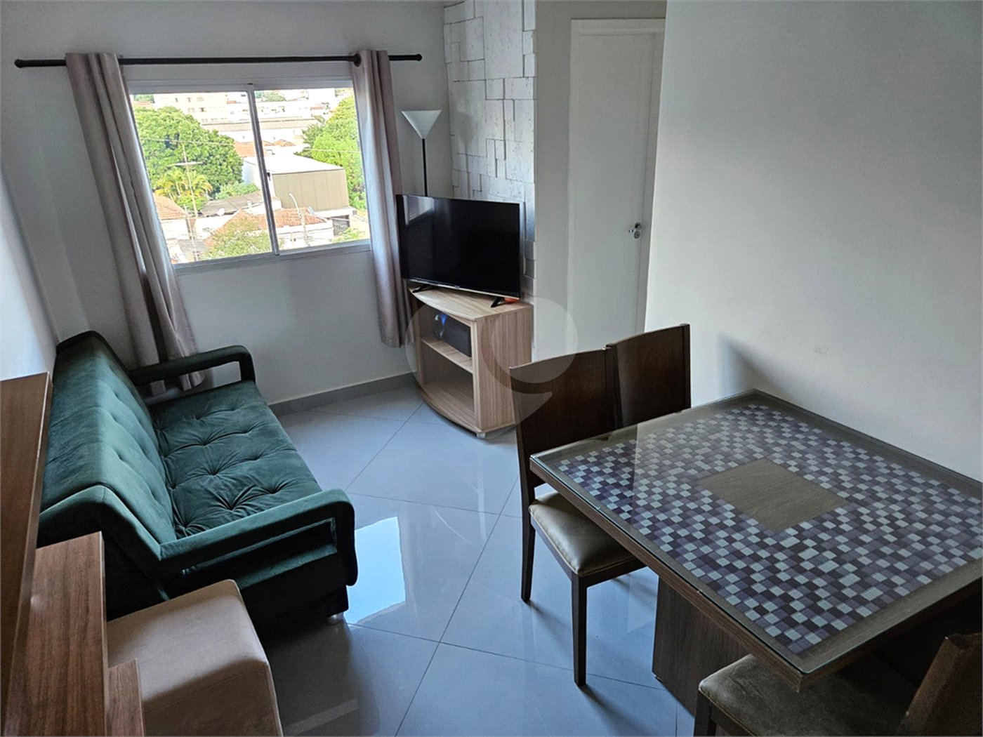 Excelente apartamento á venda de 2 dormitórios no CENTRO de São Carlos!