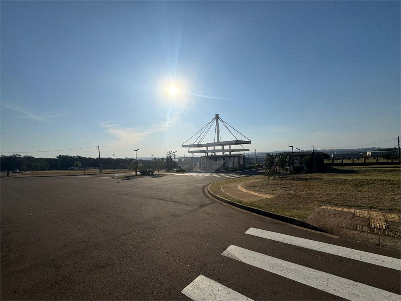 Terreno comercial de 1.685m2 á venda, em Parque Tecnológico Damha II.