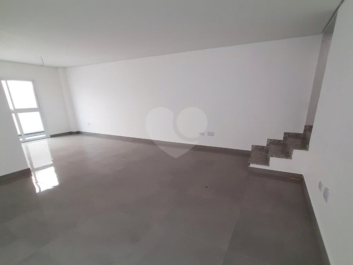 Apartamento com 80m² , 2 dormitórios , sendo 1 suíte , 1 vaga , à venda no bairro Humaitá em Santo André.