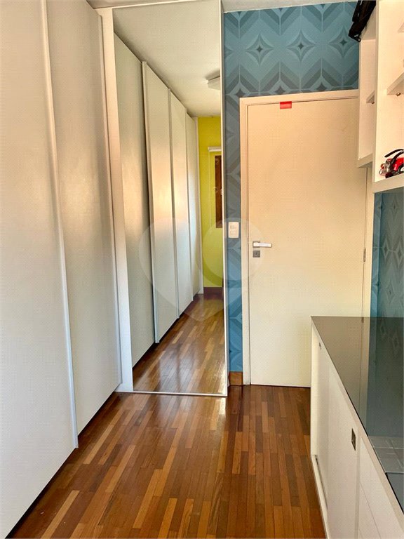 3 quartos 1 suíte 167m² área útil 2 vagas