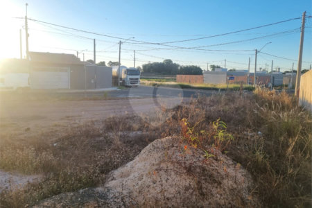 Terreno de esquina 342m² no Jardim das Palmeiras 2 – Ibaté/SP