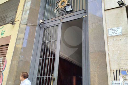 APARTAMENTO 33 M2 - PRÓXIMO METRÔ SÃO BENTO