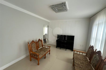 Casa à venda com 3 quartos, Sendo 1 suíte, em Vila Boa Vista, São Carlos, SP