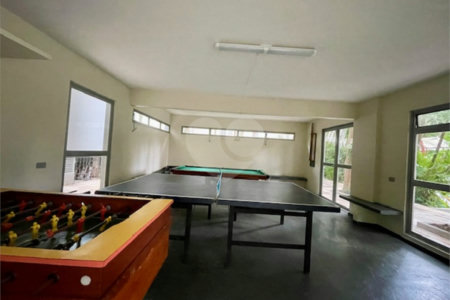 Apartamento com 3 dormitórios e 1 vaga fixa, em região tranquila perto da Av. Washingtonís e de diversos serviços. Ideal para quem quer morar bem e com comodidade.