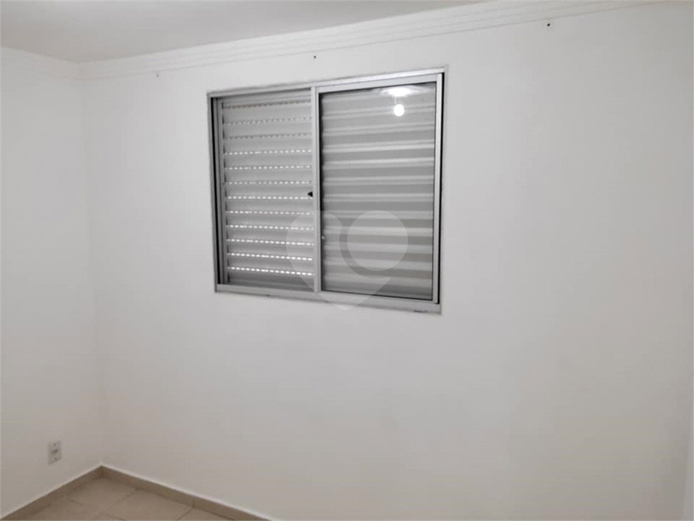 Apartamento no Condomínio Mont Royal.