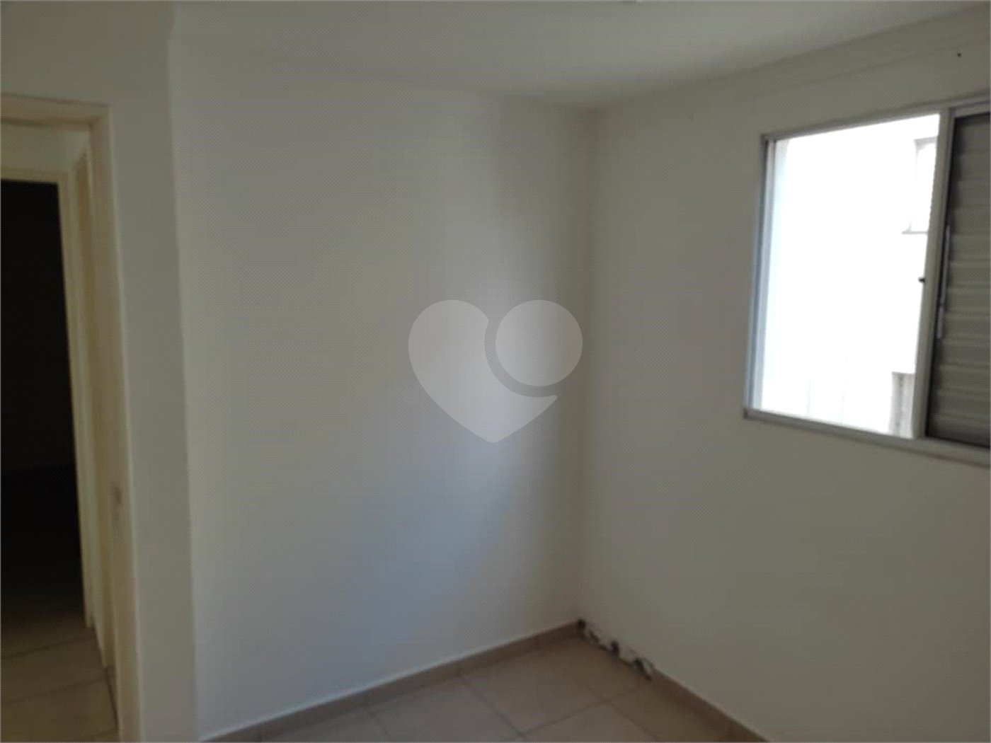 Apartamento no Condomínio Mont Royal.