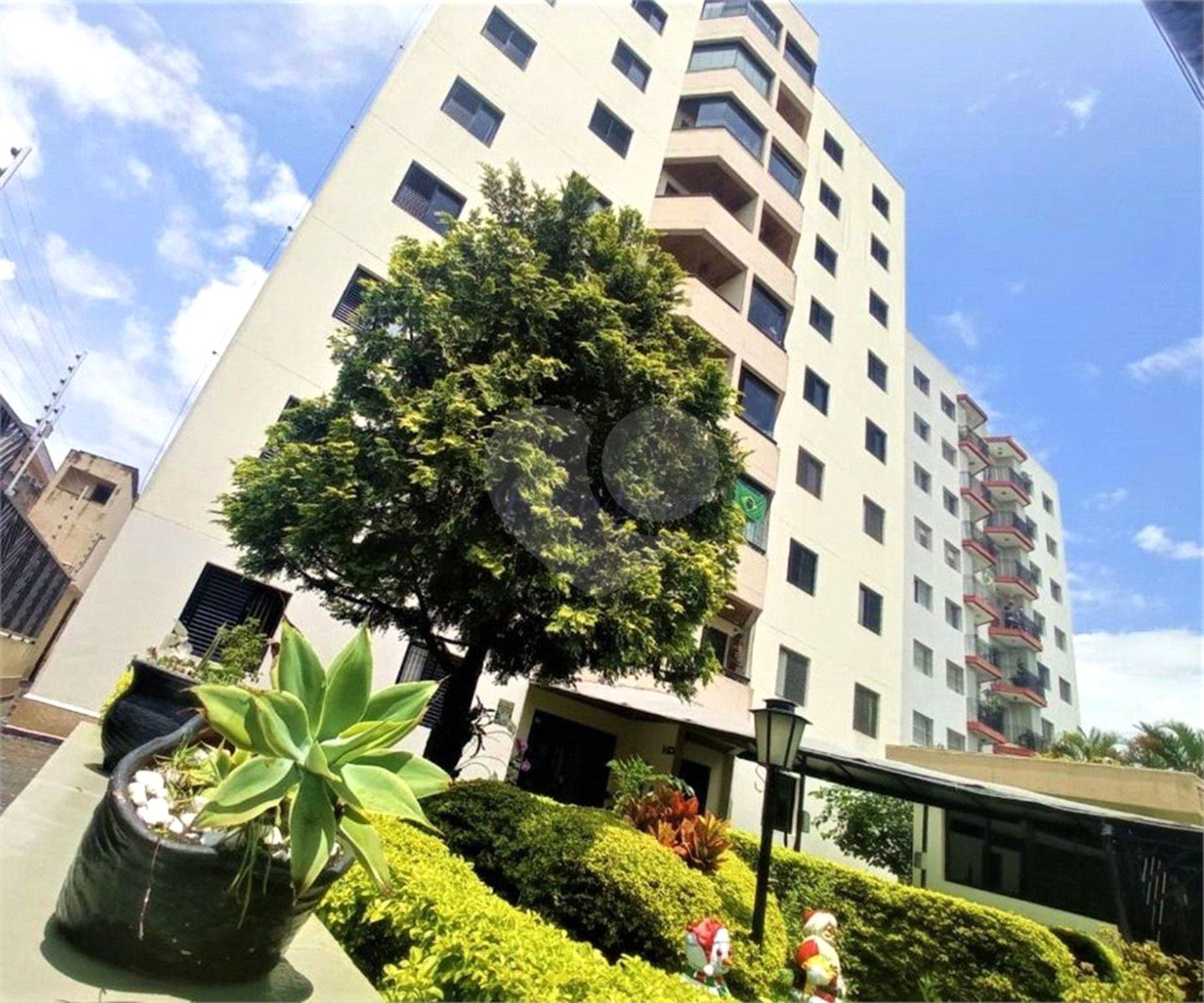 Apartamento de 70m2 no Mandqui de 3 dormitórios, sala com sacada e 2 vagas garagem