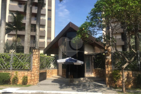 APARTAMENTO LUXUOSO Á VENDA - 04 SUÍTES - 04 VAGAS - SAÚDE - CONDOMÍNIO COMPLETO