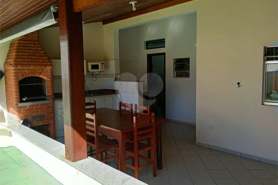 Casa térrea com edícula, com 4 dormitórios à venda no Condomínio Residencial Parque Taquaral em Piracicaba/SP.