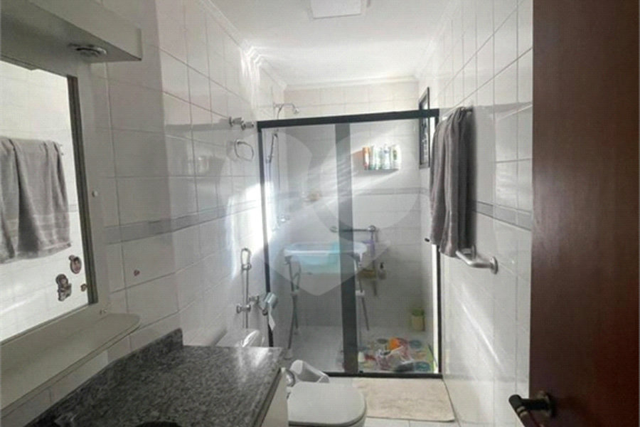 Excelente Apto à venda na Chácara Inglesa c/139m2 - 3 Quartos/1 Suite/2 Vagas de Garagem