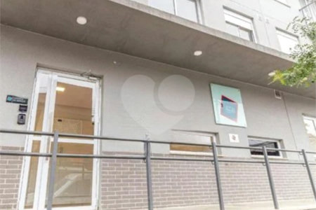 Apartamento na Região do Brás à 8 Minutos do Metrô com 2 Dormitórios e Lazer no Condomínio
