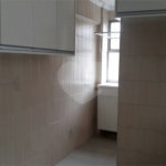 Venda apartamento 2 dormitórios, vaga de garagem fixa, lazer completo. Campo Belo. SP.