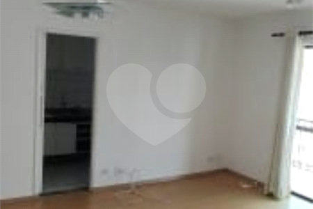 Apartamento de 01 dormitório com terraço e vaga perto do metrô