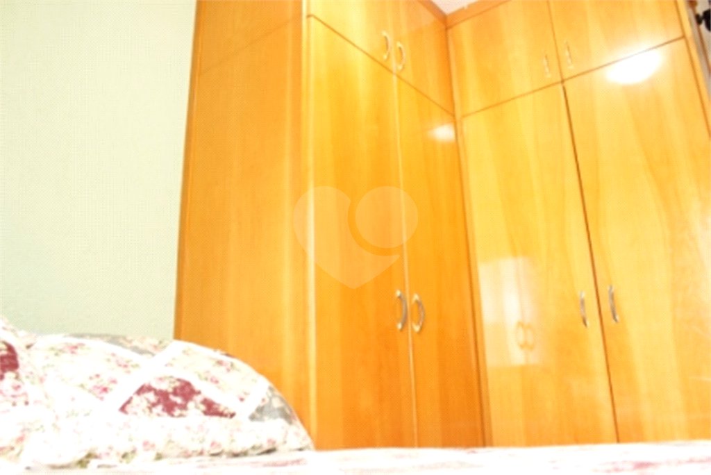 Apartamento 03 Dorm 02 Banheiros 01 Vaga na Saúde para Venda.
