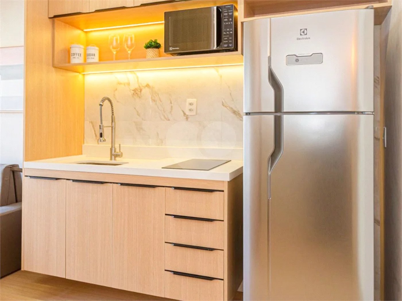 Apartamento - Prox Paulista - 1 quarto - varanda - 1 banheiro - sem garagem