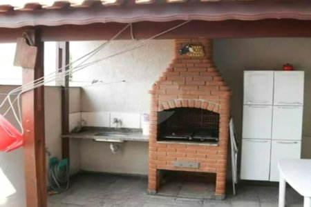 Casa com 120m² , 4 dormitórios , sendo 1 suíte , 3 vagas de garagem , à venda no Jabaquara.