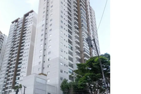 Espaço, conforto e uma localização privilegiada fazem deste apartamento mobiliado no Baeta Neves, em São Bernardo do Campo, uma excelente opção para seu novo lar. Com 118 m², três dormitórios e quatro banheiros, o imóvel oferece ambientes amplos para acomodar a família e receber amigos com comodidad