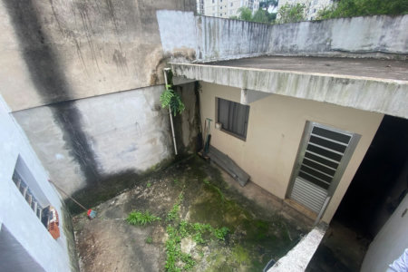 Casa à venda com 2 quartos em Jardim Alvorada, oportunidade para investidor