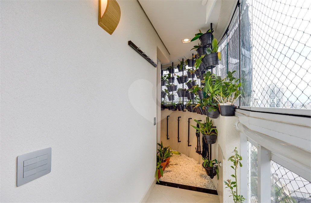 Apartamento à venda com 3 suítes em Jardim Marajoara, São Paulo, SP